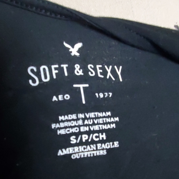 Black Top {AEO} - Picture 4 of 4